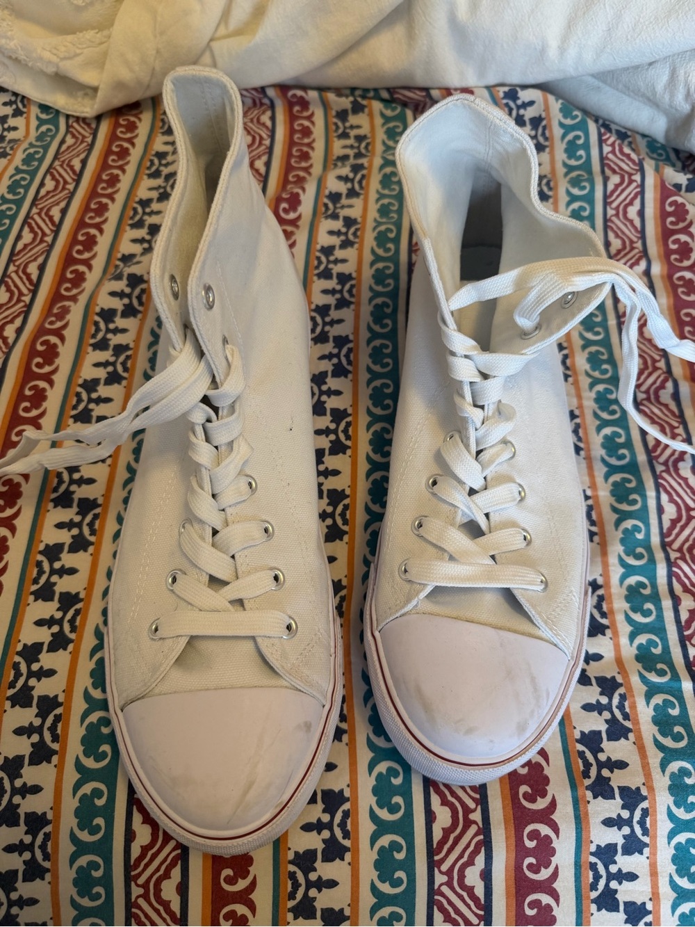 White High-Top Canvas Sneakers - Classic Casual Worn Once